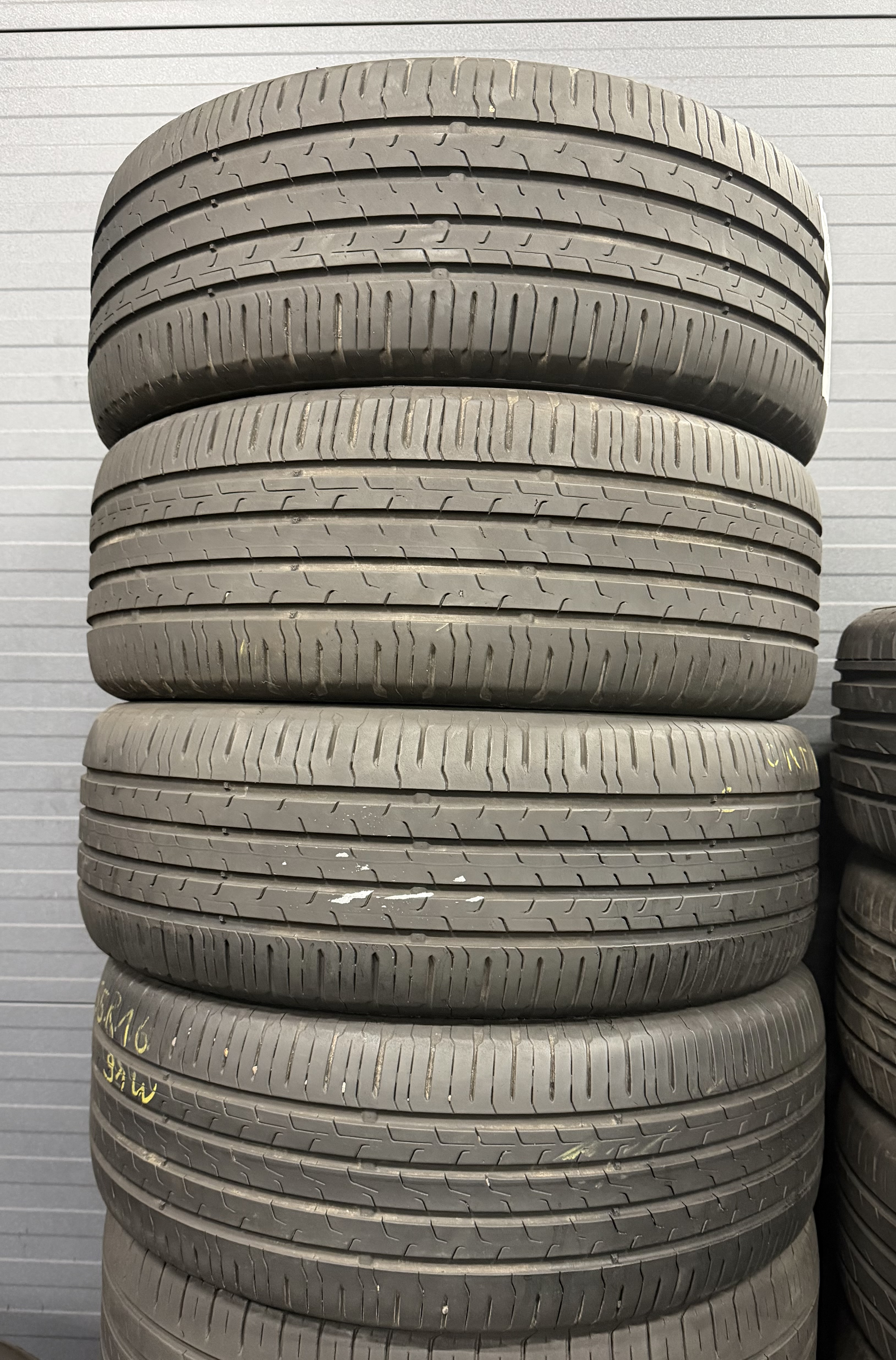 Шини б\у 205/55 R16