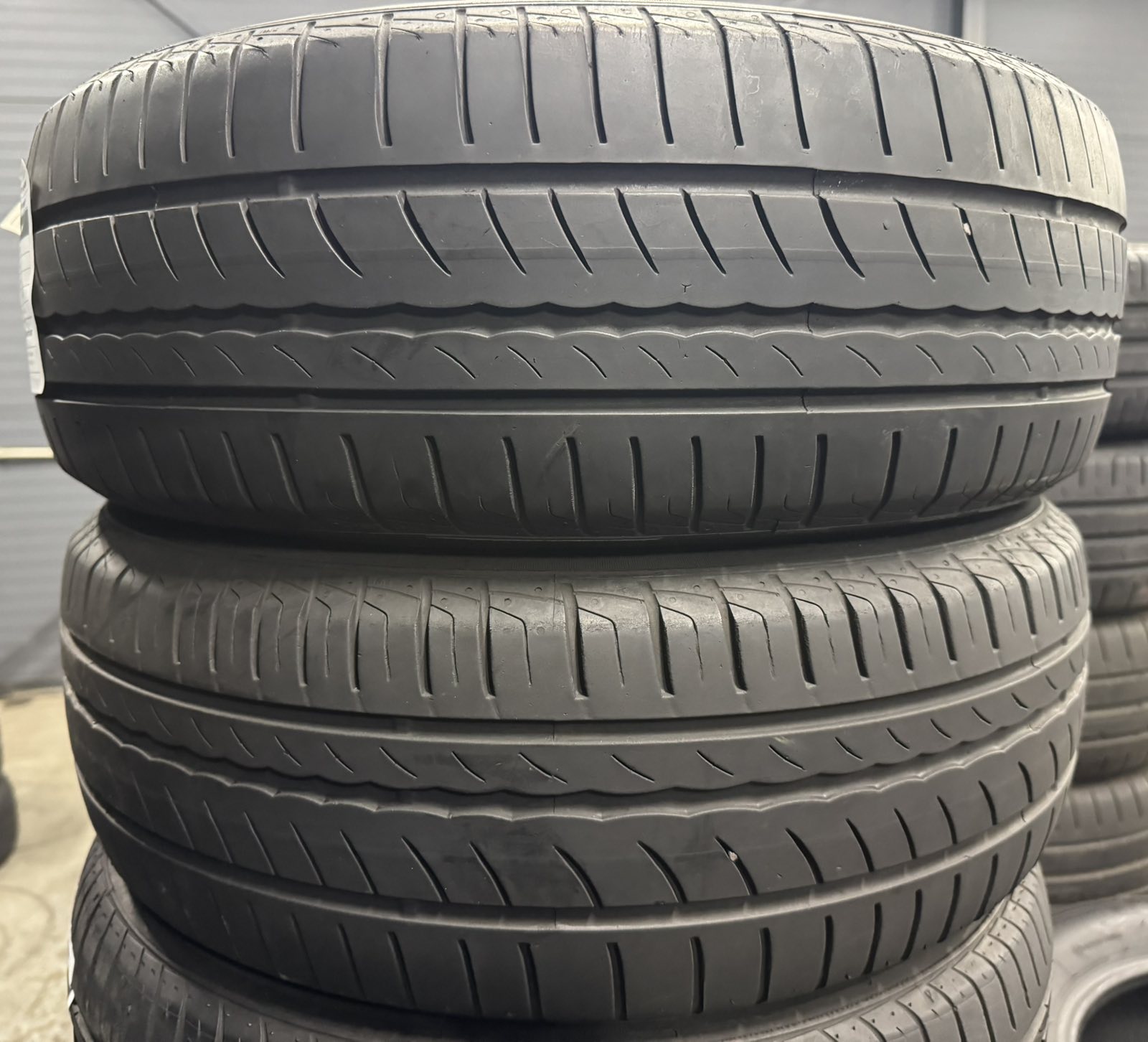 Шини б/в 195/60 R15