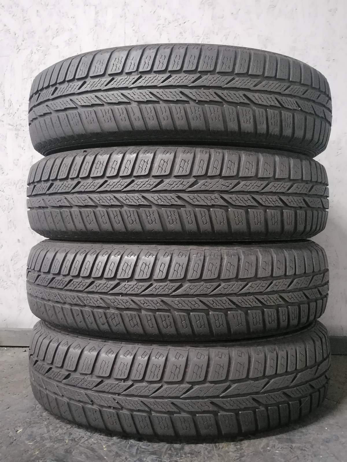 Шини бу 145/80 R13 - Купити літні та зимні шини б\в у Києві